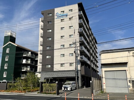 プレサンスロジェ姫路Ⅱ外観写真