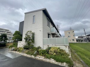 メゾン　ラ・ソルピアＢ棟外観写真