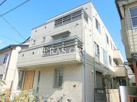 Y′S CREST外観写真