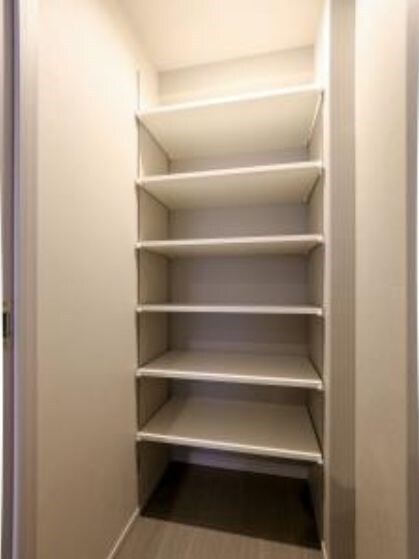 物件内観写真16　(別号室参考画像)