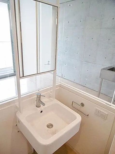 物件内観写真8　(別号室参考写真)