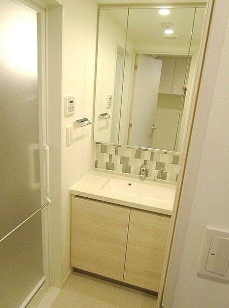 物件内観写真11　(別号室参考写真)