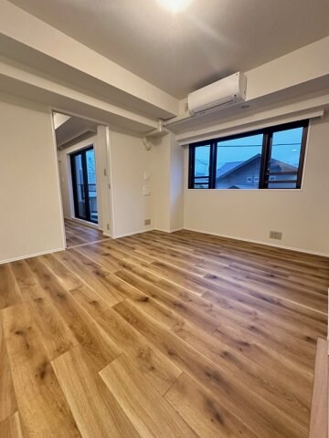 物件内観写真8　(別号室参照)