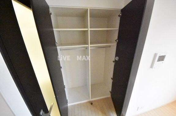 物件内観写真13　(～多い荷物もしっかり収納～)