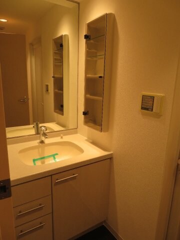 物件内観写真12　(　)