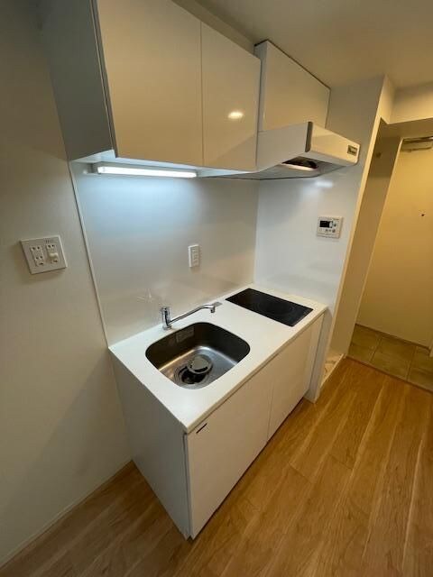 物件内観写真5　(別号室参考写真)