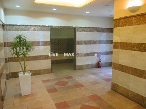 ロビー・ラウンジ