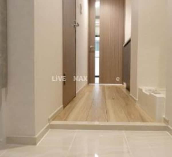 玄関(他タイプ参考写真)