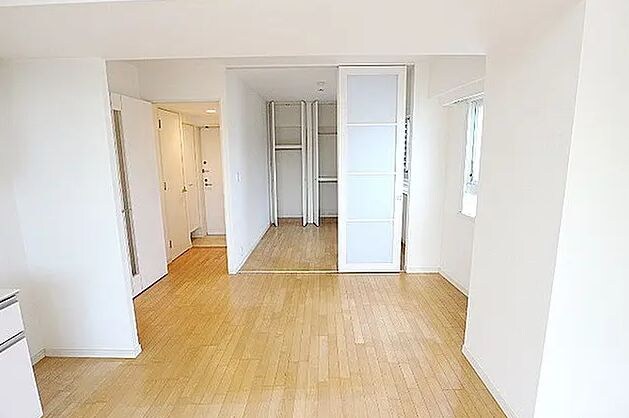 物件内観写真9　(別号室参考写真)