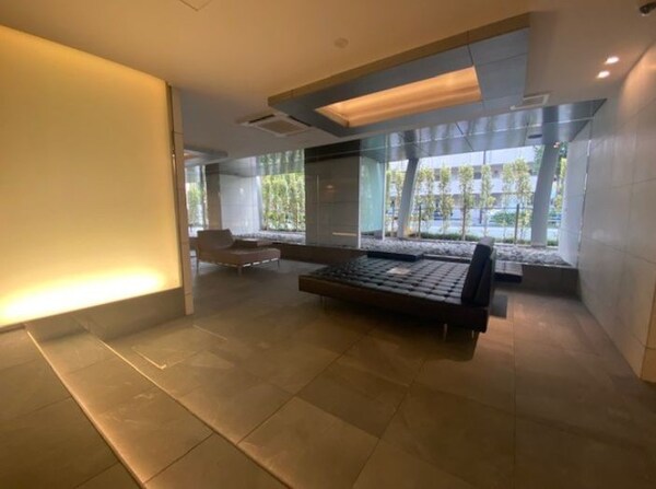 ロビー・ラウンジ