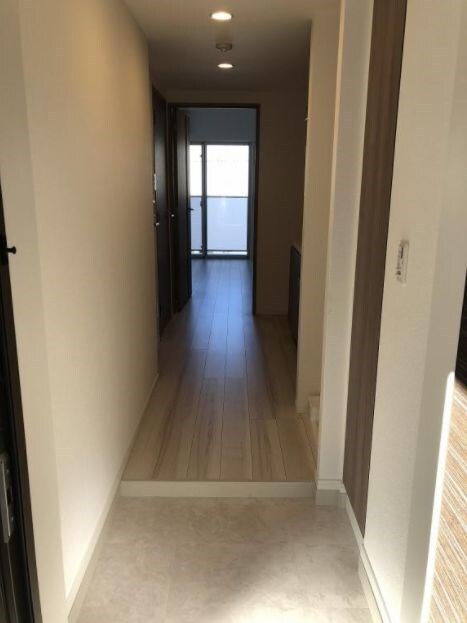 物件内観写真3　(別号室参考写真)