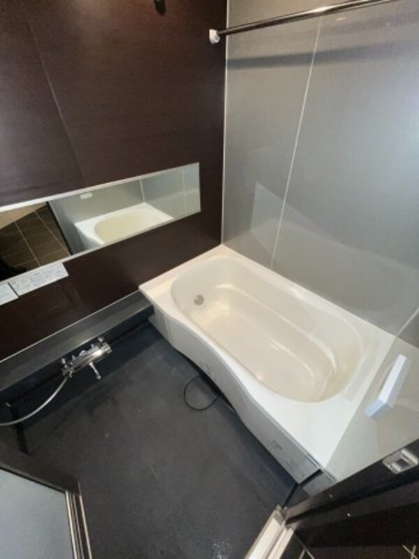 浴室(別号室参照)