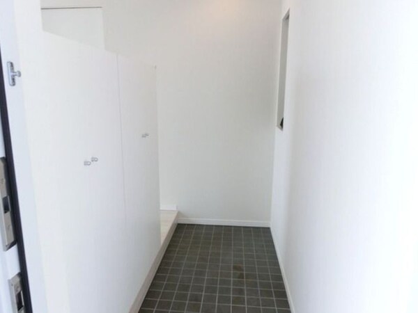 玄関(別号室参考写真)