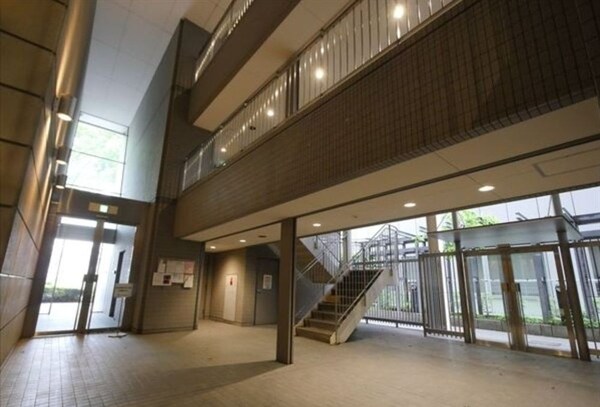 ロビー・ラウンジ