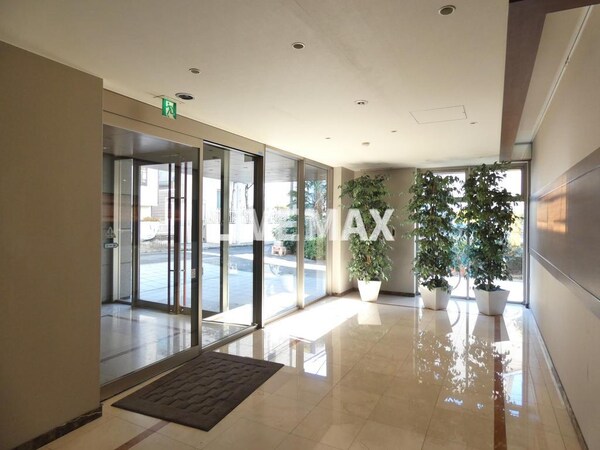 ロビー・ラウンジ