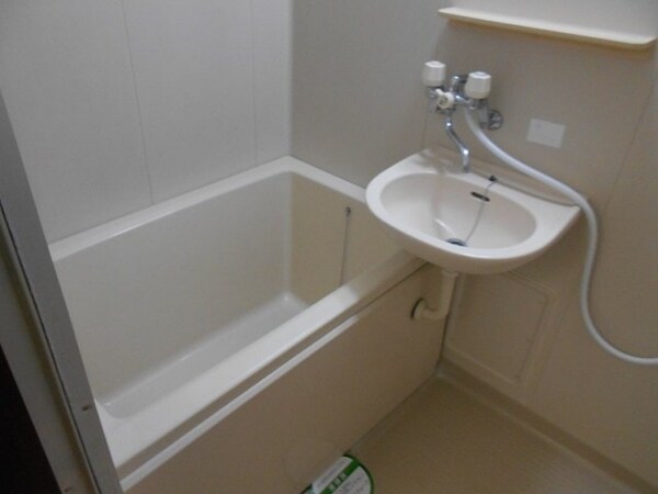 浴室(★初台・幡ヶ谷駅が徒歩圏内の分譲賃貸マンション★)