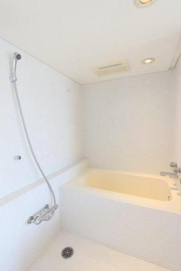 浴室(★《見学予約受け付け中》設備充実のハイグレード賃貸マンション)