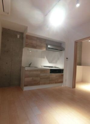 物件内観写真9　(別号室参考写真)