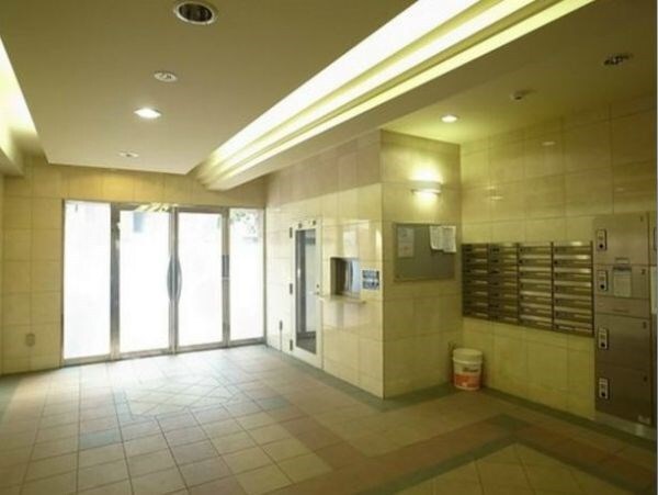 ロビー・ラウンジ(当店は都内全域の家具家電付き物件をご紹介可能です。)