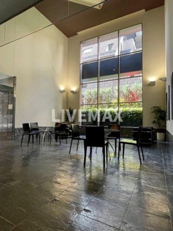 ロビー・ラウンジ