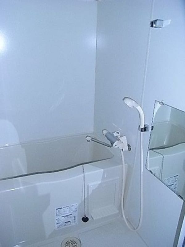 浴室(弊社は全物件が仲介手数料半月分+税でご紹介可能です。)