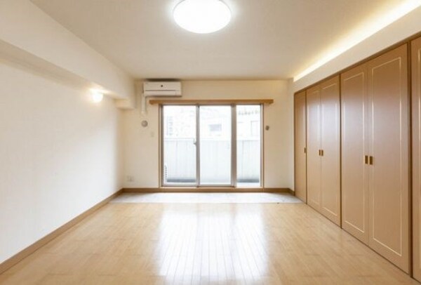 寝室(別号室参考写真)