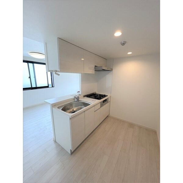 キッチン(別号室参照)