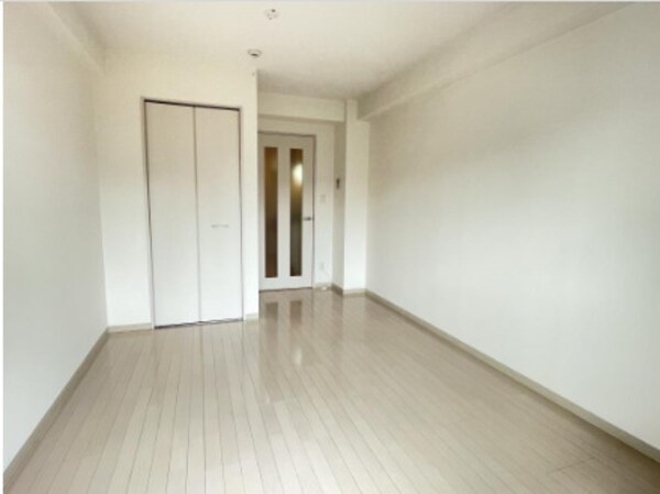 居室(近くには公園や商業施設も豊富！！)