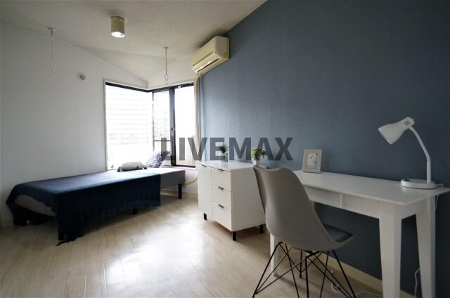 物件内観写真5　(居間です)