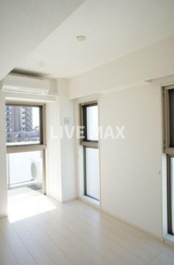 物件内観写真8　(※別号室参考写真)