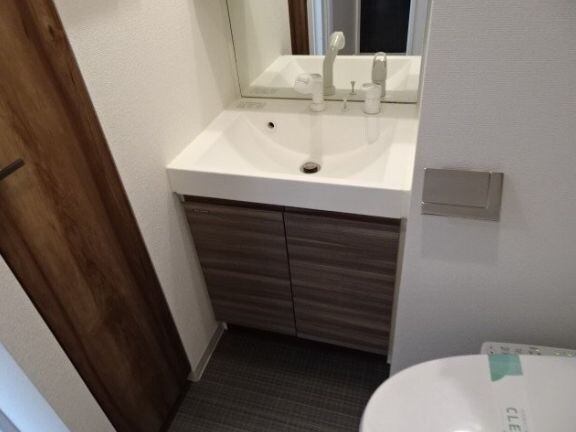 物件内観写真7　(別号室参考写真)