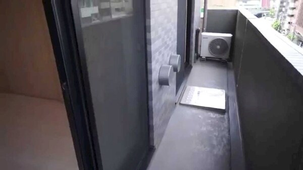 バルコニー(別号室参考写真)