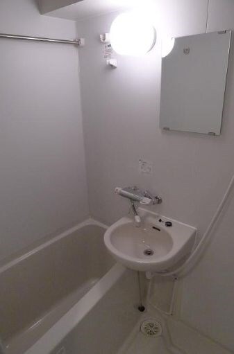 物件内観写真9　(別号室参考写真)