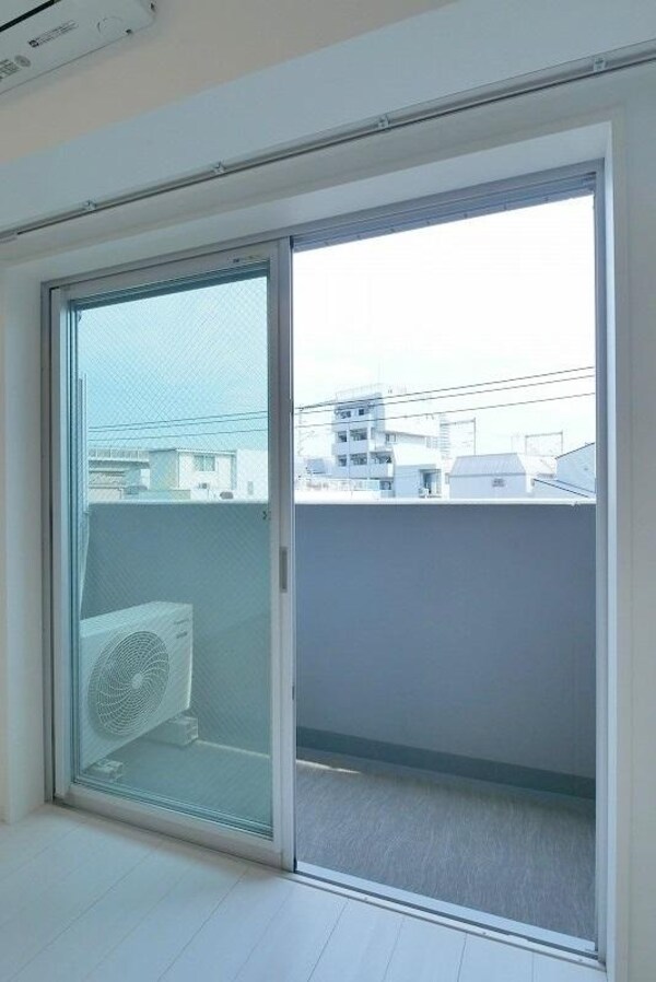 バルコニー(別号室参考写真)
