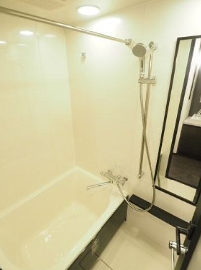 物件内観写真11　(別号室参考写真)