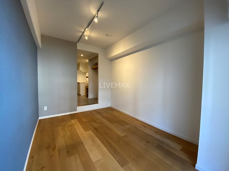 物件内観写真7　(別号室参考写真)