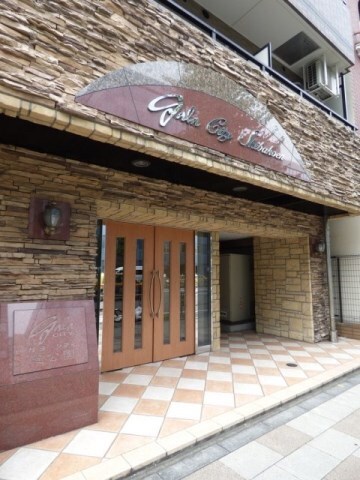 物件外観写真2　(★《見学予約受け付け中》・シリーズ型分譲賃貸マンション★)