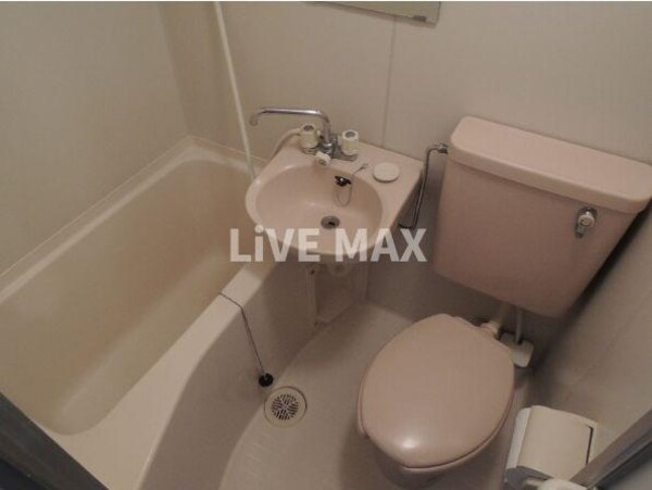 トイレ(別号室参考写真)