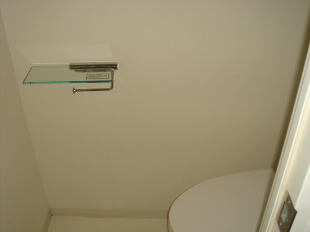 物件内観写真7　(別号室参考写真)