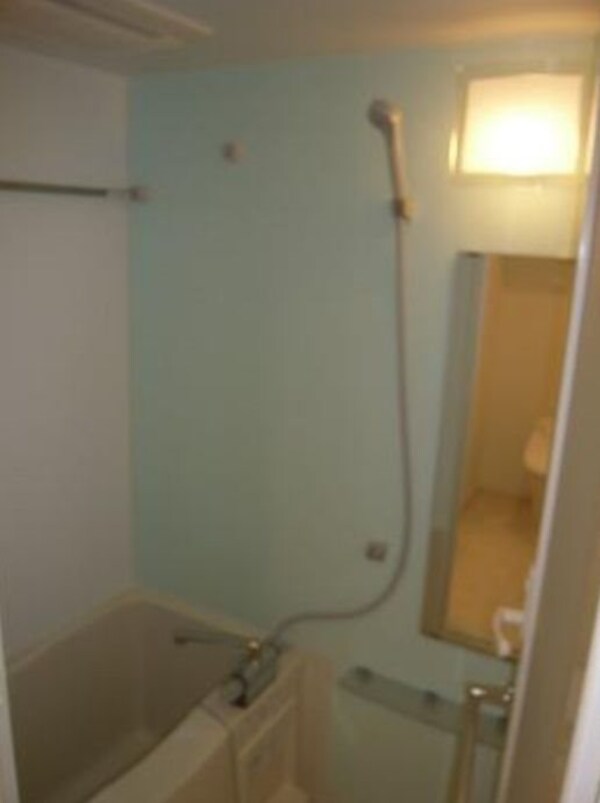 浴室(別号室参考写真)