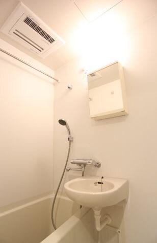 物件内観写真9　(別号室参考写真)