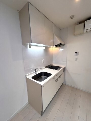 物件内観写真5　(別号室参考写真)