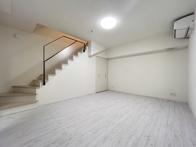 物件内観写真6　(別号室参考写真)