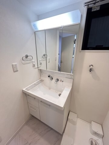 物件内観写真9　(別号室参考写真)