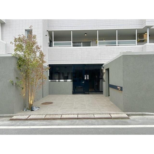 物件外観写真2　(家具があくまでも見本です。家具は付きません)