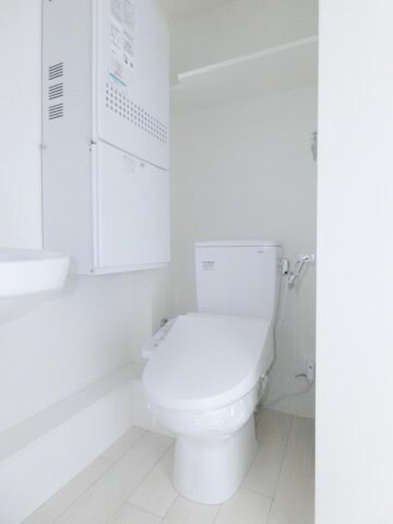 物件内観写真8　(別号室参照)