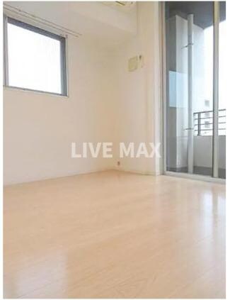 物件内観写真5　(別号室参考写真)