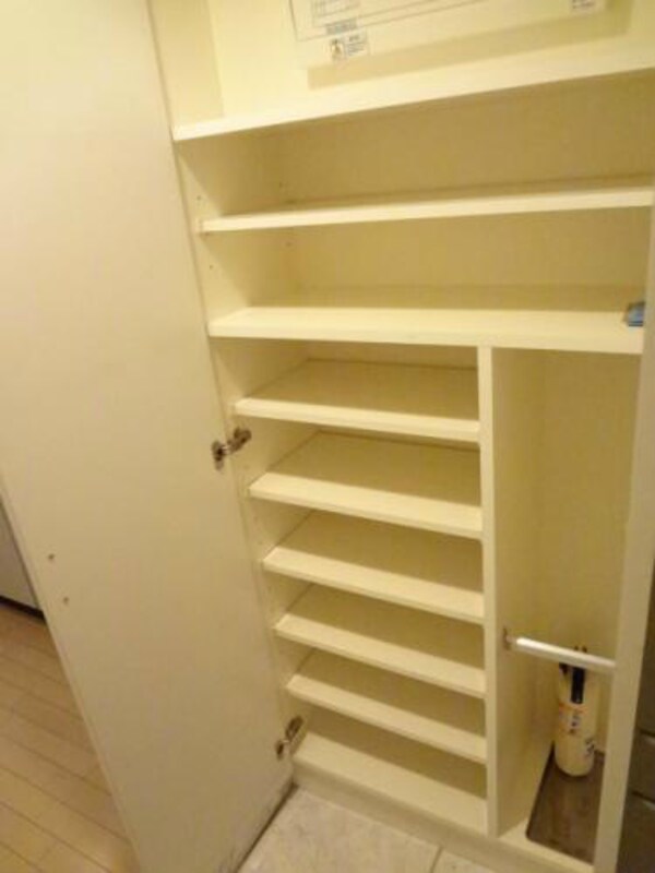 収納(別号室参考写真)