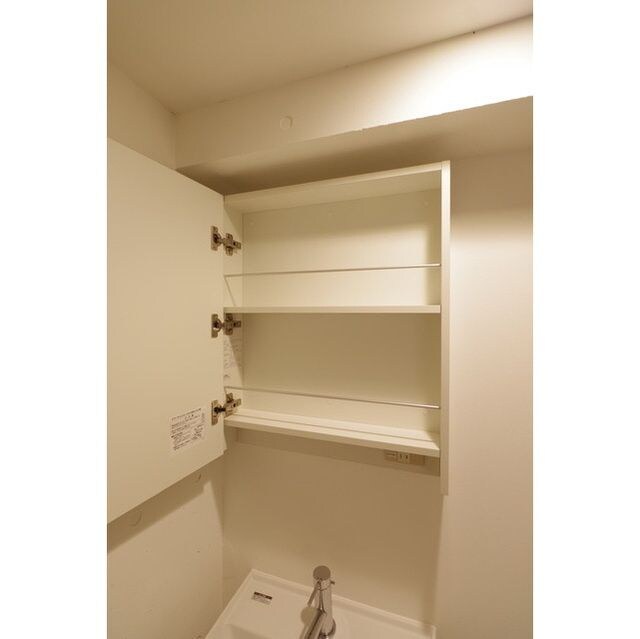 物件内観写真20　(別号室参考写真)