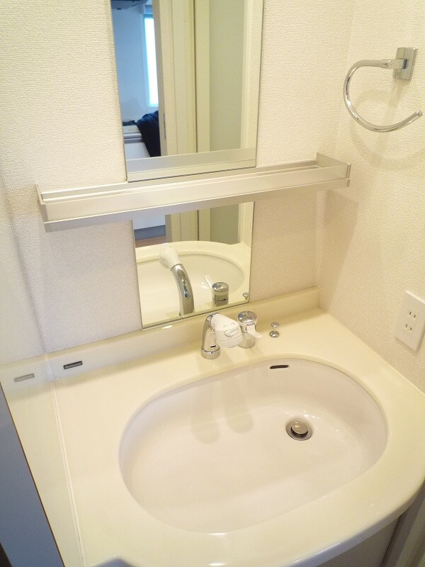 物件内観写真10　(別号室参考写真)